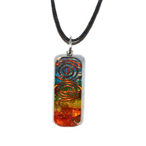 Orgonite pendentif sept chakra avec cordon Puces de pierres précieuses naturelles - Product Image 1