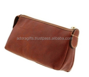 Bolsas y estuches de cosméticos de cuero genuino profesional con compartimento - Product Image 1