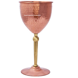 Gobelet à vin en cuivre sur Offre Spéciale authentique gobelet à vin/verre à cocktail en cuivre martelé, taille-14 oz idéal pour les fêtes de noël - Product Image 1