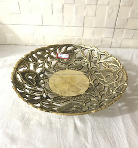 Vente chaude meilleure qualité bol de fruits en laiton gaufré Design fantaisie plats de service et centres de table sculptés à la main pour les fêtes - Product Image 1