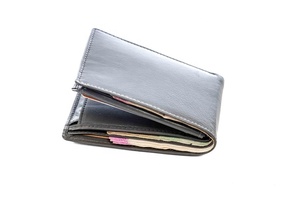 กระเป๋าสตางค์สำหรับผู้ชายหนังแท้สีเทามีที่ใส่บัตรทำจากหนัง100% งานตามสั่งราคาโรงงาน - Product Image 2