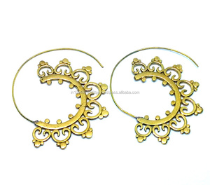 Boucles d'oreilles indiennes en spirale bohème faites à la main en laiton sans nickel or argent mariages cadeaux fêtes fiançailles avec diamant - Product Image 3