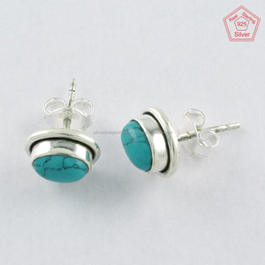 Boucles d'oreilles en argent sterling 925 faites à la main avec pierre turquoise ovale Mariage et cadeau Idéal Grossiste en Inde - Product Image 1