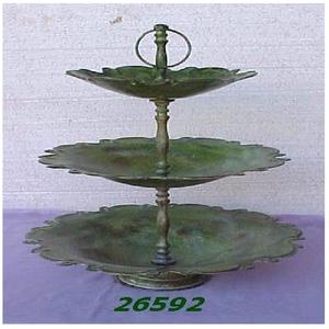 การออกแบบโบราณโดยตรงราคาโรงงานขาตั้งผลไม้เหล็กโลหะ - Product Image 2