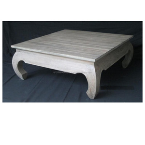 Mesa de centro de madera maciza con patas curvas - Product Image 1