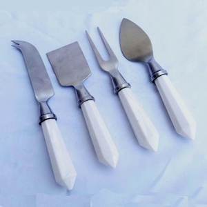 Cuchillos de queso chapados en plata, juego de esparcidor de queso, juego de cuchillos con mango de mármol blanco, cuchillo de corte de queso moderno de alta calidad - Product Image 2