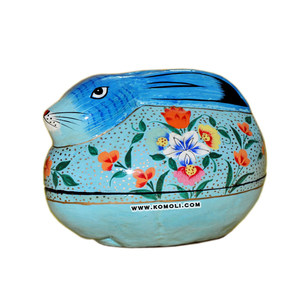 Caja Decorativa Pintada a Mano con Aves y Flores, Obra de Arte Artesanal Dorada y Multicolor, Artículo Hecho a Mano - Product Image 6