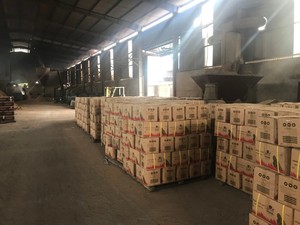 Produit de longue durée de charbon de bois de briquette de sciure de haute qualité/direct d'usine du Vietnam avec le meilleur prix - Product Image 5