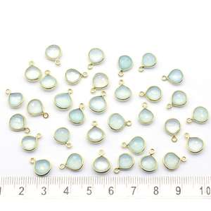 Calcédoine naturelle Aqua en forme de coeur Lunette en argent sterling 925 Pendentif plaqué or 18 carats Fabrication de bijoux faits à la main - Product Image 4