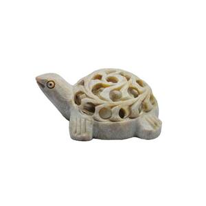 Statue de tortue en stéatite naturelle - Product Image 1