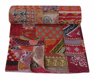 Vintage Handmade Queen Size Reversible Sari <b>Kantha</b> <b>Quilt</b> - Product Image 1