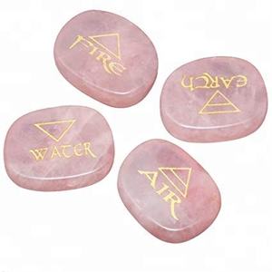 Vente en gros, ensemble de pierres précieuses en Quartz Rose gravé avec symboles Wiccan Paggan: Air, feu, eau, cristaux de terre, ensemble de guérison Reiki - Product Image 1