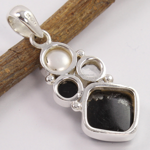 Pendentif en pierre précieuse d'onyx noir en argent sterling 925 bijoux artisanaux uniques conception fine originale bijoux en argent en gros - Product Image 2