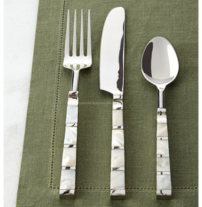 <strong>Glossy</strong> Gold Stainless Steel <strong>Flatware</strong> <strong>Sets</strong> With Mother of Pearl Handle Household Kitchenware Metal Cutlery <strong>Set</strong> of 5 Piece