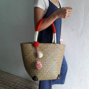 Customizable Water Hyacinth Bag Wholesale Supplier Handmade Eco Friendly Fashion Tote for Retail Shop Supply Vietnam - Product Image 3