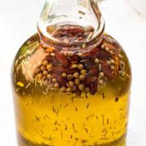 Proveedor Mayorista de Aceite Esencial de Semilla de Cilantro 100% Puro Sin Diluir, Grado Terapéutico para Uso Diario en Aromaterapia, Pedido al por Mayor - Product Image 4