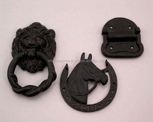 Aldaba de puerta de hierro tradicional de diseño moderno de ONG Industries con cabeza de león de Metal dorado accesorio de ventana decorativa de construcción - Product Image 1