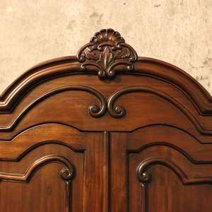 Reproduction <b>Antique</b> <b>Wardrobes</b> - Mary Anne Classic 2 Door <b>Wardrobe</b> - Product Image 4