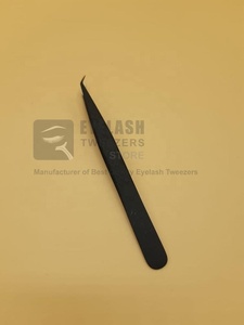 Pince à épiler japonaise en acier inoxydable noire mate avec logo personnalisé, pointe pointue, durable, vente en gros - Product Image 4