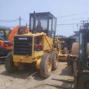 เครื่องจักรก่อสร้างถนนยี่ห้อโคมัตสึ รุ่น GD30A ผลิตในญี่ปุ่น ราคาถูก ลดราคาพิเศษในเซี่ยงไฮ้ ประเทศจีน - Product Image 4