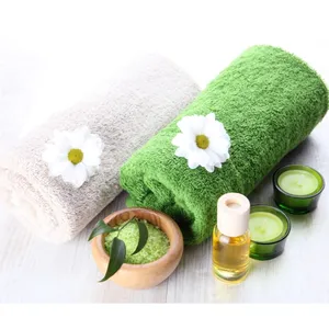 Bonne serviette en coton absorbant à vendre Design élégant Serviette de bain de golf de couleur unie avec votre taille et vos couleurs personnalisées Serviette de bain - Product Image 1