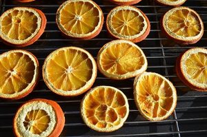 La mejor calidad de naranja seca barata y de grado superior naranja entera seca hecha en Vietnam - Product Image 2