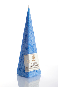 Vela Piramidal Ecológica de Cera de Palma en 13 Colores para Decoración Navideña y Festiva - Product Image 5