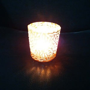 Bougeoir votif en mosaïque de verre et métal de style Ins fait à la main pour centre de table de mariage ou décoration de Noël à la maison - Product Image 4