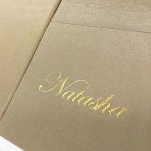 Elegante caja de invitación de seda tailandesa y seda sintética de forma cuadrada para decoraciones de boda - Product Image 2