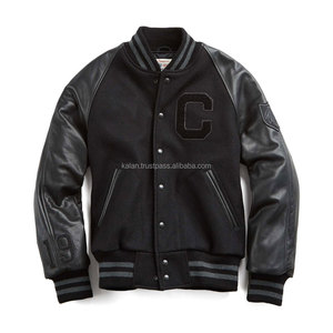 Chaqueta Varsity Negra y Azul para Hombre con Diseño de Bloques de Color, Cuello Alto, Corte Regular, Material de Lana Melton - Product Image 3