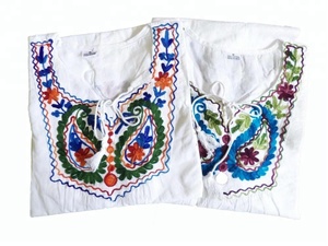 Kurtis เย็บปักสีขาว - Product Image 2