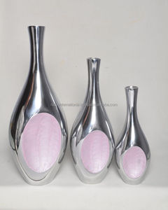 Maceta de aluminio plateado de diseño moderno hecha a mano y jarrón de mesa rosa, modelo de Metal personalizado para decoración del hogar - Product Image 1