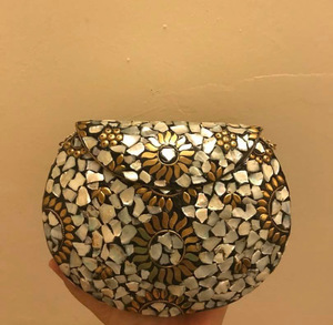 Pochette à design mosaïque Vintage indienne, accessoire multicolore en métal et en résine, fait à la main, modèle Vintage et indien, pour femmes - Product Image 5
