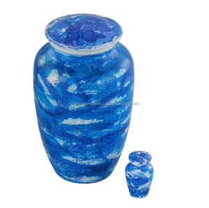 Urnes de crémation adultes en aluminium avec l'étain et la couleur noire Urnes funéraires de crémation en métal de finition pour les cendres humaines. - Product Image 6