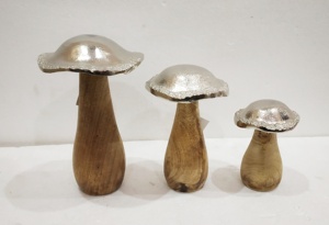 Reliable Manufacturer of Latest Design <b>Top</b> Quality Garden Decorative Wooden <b>Mushroom</b> for Christmas / Enameled <b>Mushroom</b> - Product Image 5