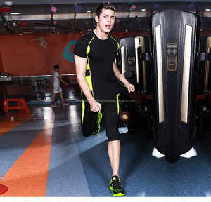 Combinaison de sport pour homme - Product Image 4