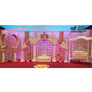 Mandril de diseño de templo tallado dorado para boda, mandalas de estilo de templo indio del Sur - Product Image 1