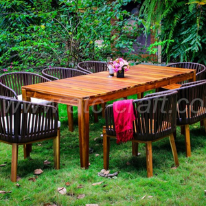 Collection Flores Ensemble de salle à manger d'extérieur élégant-Design tendance Table en osier et poly rotin PE et 4 chaises pour canapé de jardin - Product Image 1