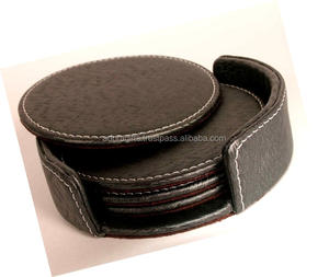 Posavasos de cuero negro redondo para oficina, Juego de 4 unidades - Product Image 1