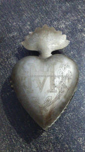 หัวใจศักดิ์สิทธิ์ในโดมแก้วสำหรับตกแต่งบ้าน - Product Image 3