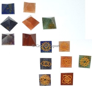 Ensemble gravé de 7 chakras, 7 capes gravées - Product Image 1