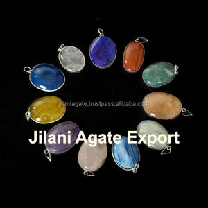 Cristal de ágata natural amor curación colgante ovalado Feng Shui Chakra grabado Bola de piedras preciosas varias artesanías de piedra semipreciosa - Product Image 1