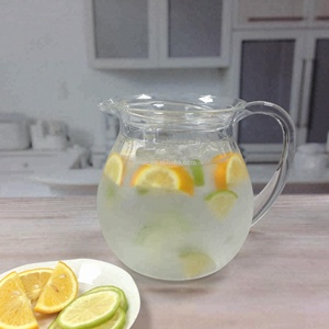 Jarra de Agua de Plástico con Diseño de Diamantes, Hecha en Taiwán [Holar] - Product Image 3