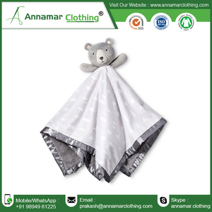 Doudou en coton biologique pour bébé avec étiquette personnalisée - Product Image 5