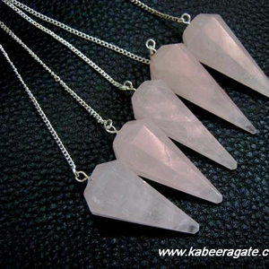Pendules en quartz rose à facettes de qualité AAA Pendules en pierres précieuses avec style chakra et motif de figurines - Product Image 1