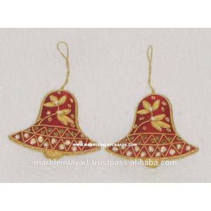 Adornos Colgantes de Árbol con Campanas Bordadas a Mano con Hilo Zari - Product Image 1