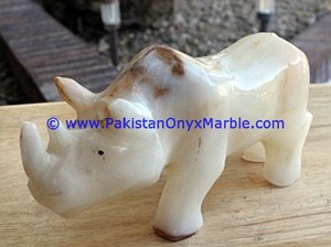 STATUE de RHINO en ONYX sculpté, pierre naturelle du PAKISTAN - Product Image 3