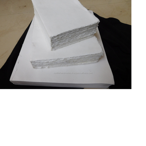 Papeles hechos a mano de trapo de algodón para diarios disponibles con bordes para hacer bocetos - Product Image 1