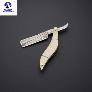 Handmade Damascus Stainless Steel Shaving Razor for Men with Black Body Shaver Design and Safety Grip for Barber Use - Product Image 2