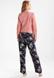 แจ็กเก็ตผู้หญิงผลิตหนังแท้โอเดมเสื้อแจ็กเก็ตหนังแกะจัดส่งออนไลน์ - Product Image 2